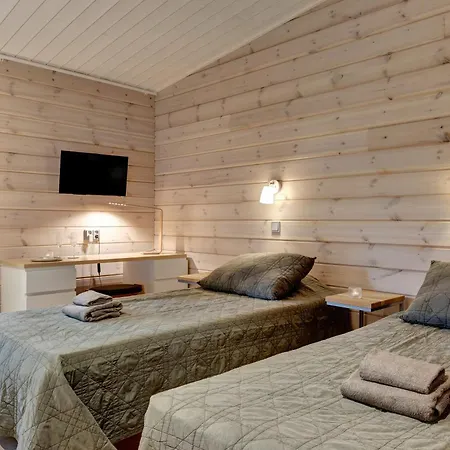 Villa Fellas By Hilla Akaslompolo