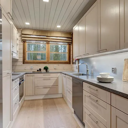 Fellas By Hilla Villa Akaslompolo