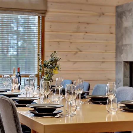 Fellas By Hilla Villa *